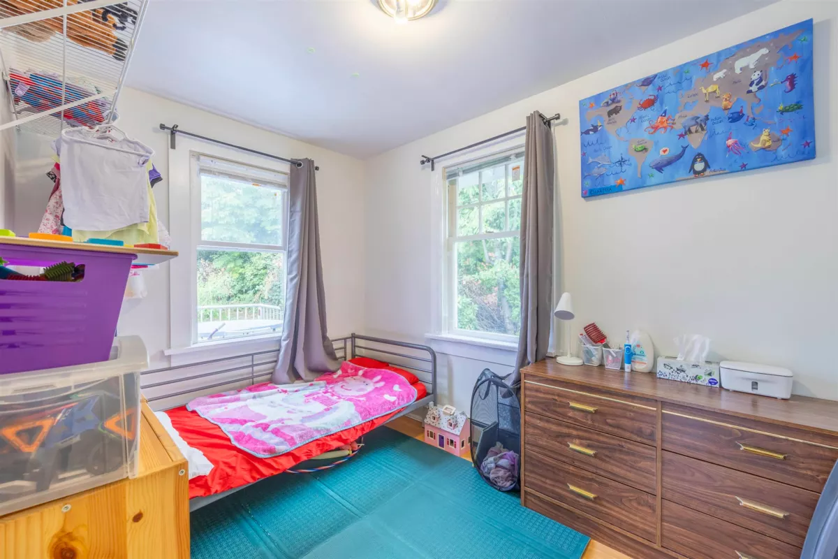 Bedroom 3 Photo of 634 Rochester Avenue, Coquitlam, BC