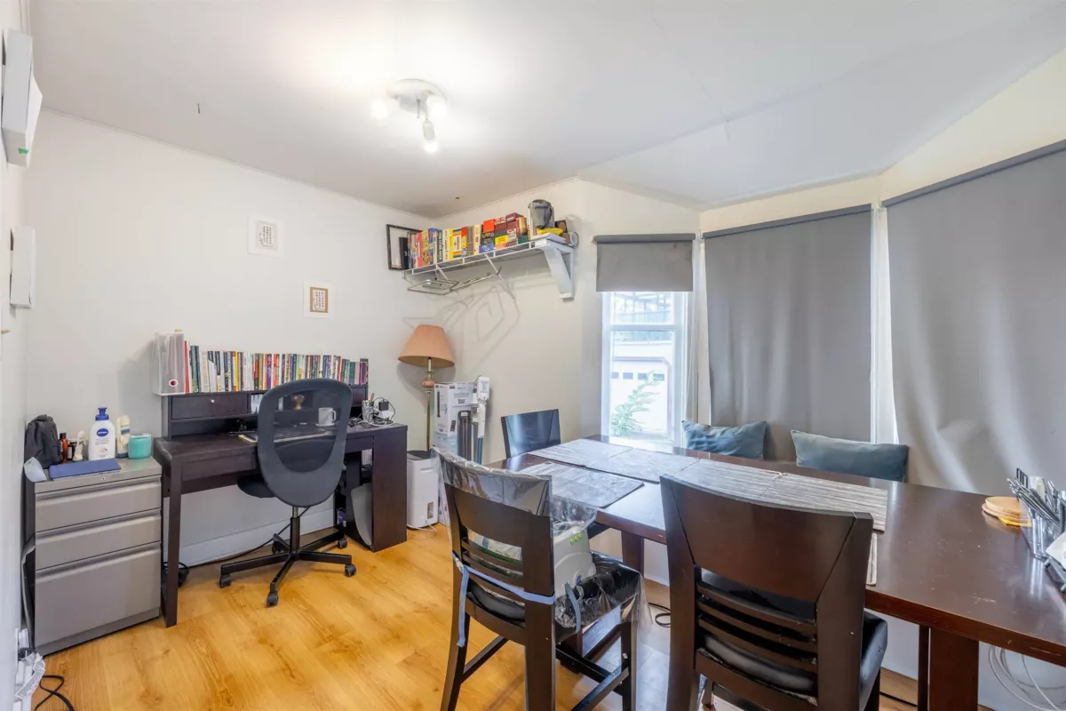 Breakfast Nook Photo of 634 Rochester Avenue, Coquitlam, BC
