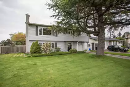 10811 Seahurst Place, Richmond, BC, Richmond — Single Family Residence for sale