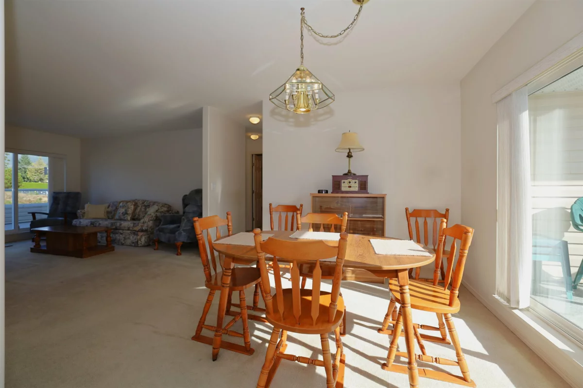Dining Area Photo of 28 5610 Trail Avenue, Sechelt, BC