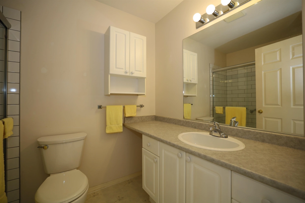 Office / Den Photo of 28 5610 Trail Avenue, Sechelt, BC