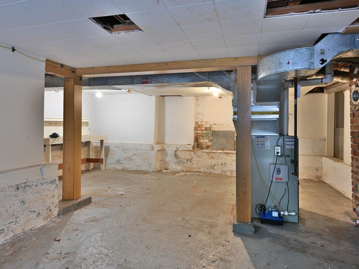 Bedroom 3 Photo of 2720 W 24th Avenue, Vancouver, BC