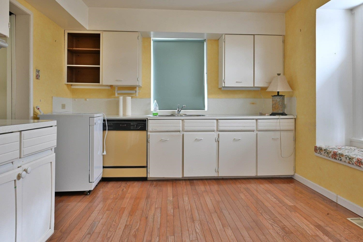 Breakfast Nook Photo of 2720 W 24th Avenue, Vancouver, BC