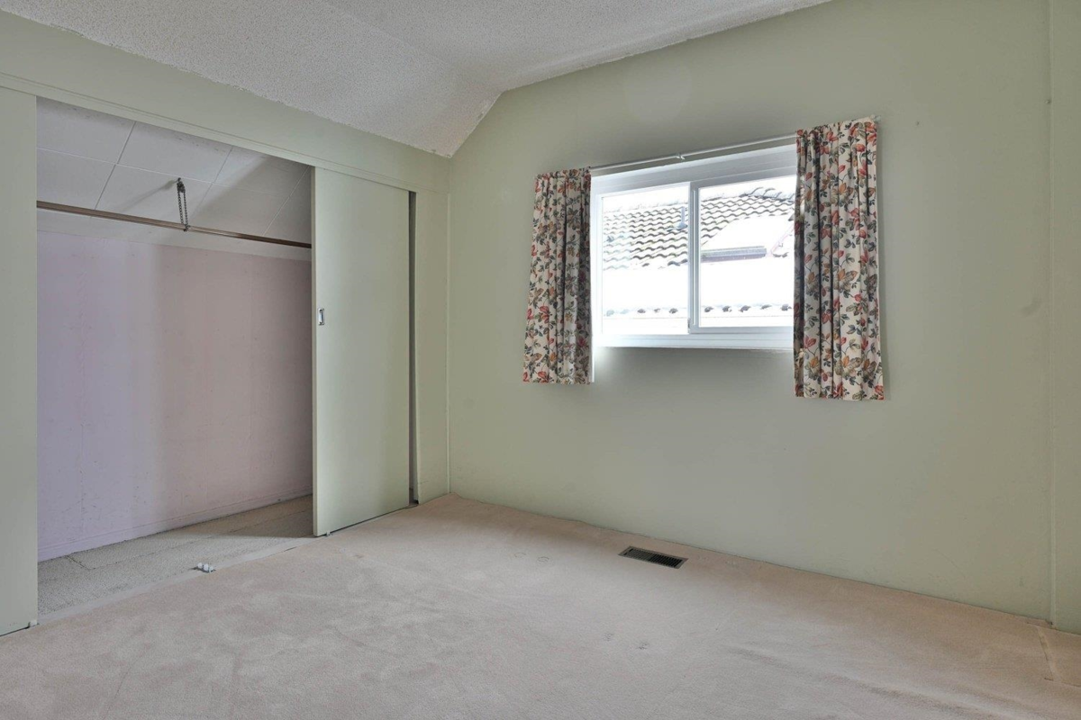 Walk-In Closet Photo of 2720 W 24th Avenue, Vancouver, BC