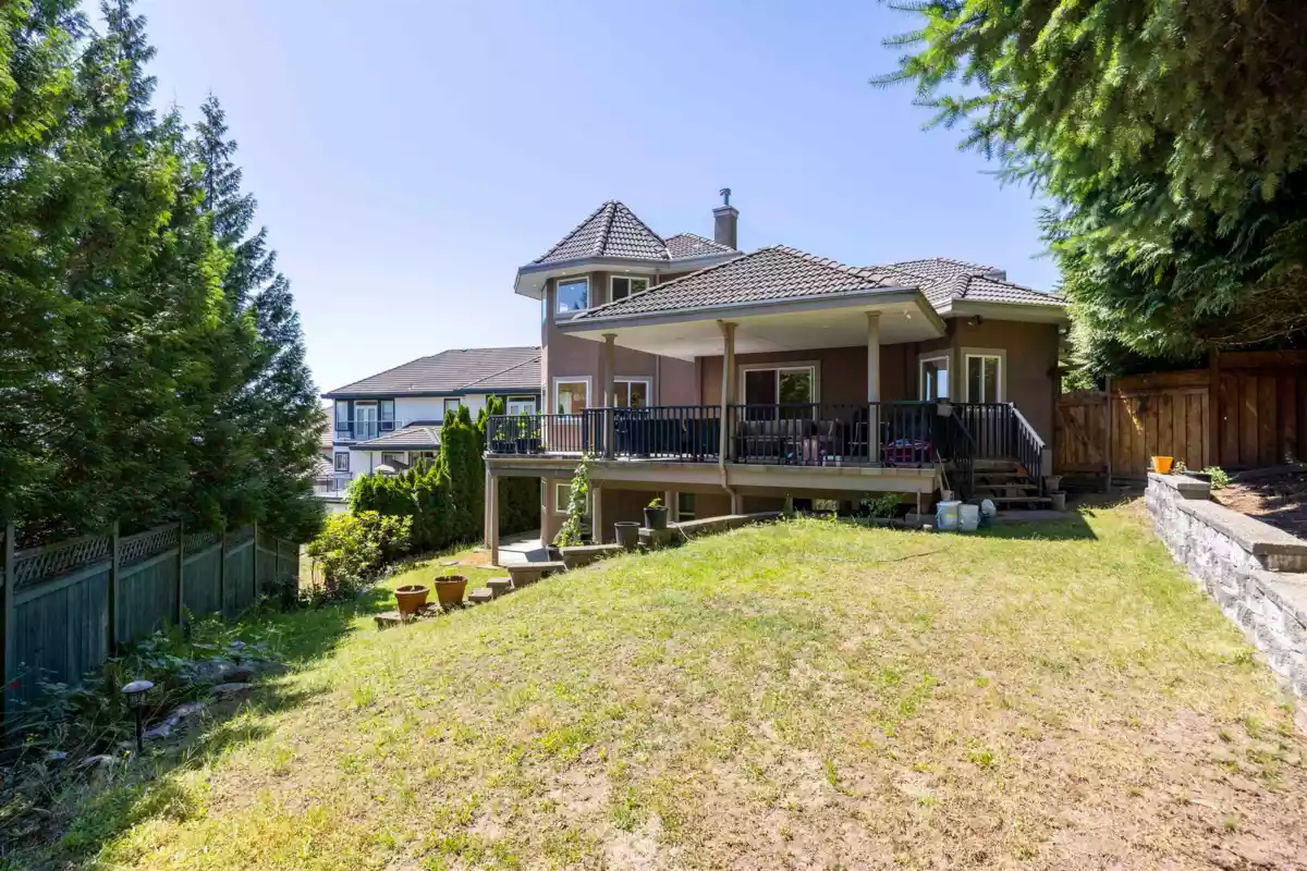 Community Amenities Photo (Clubhouse) of 1625 Parkway Boulevard, Coquitlam, BC