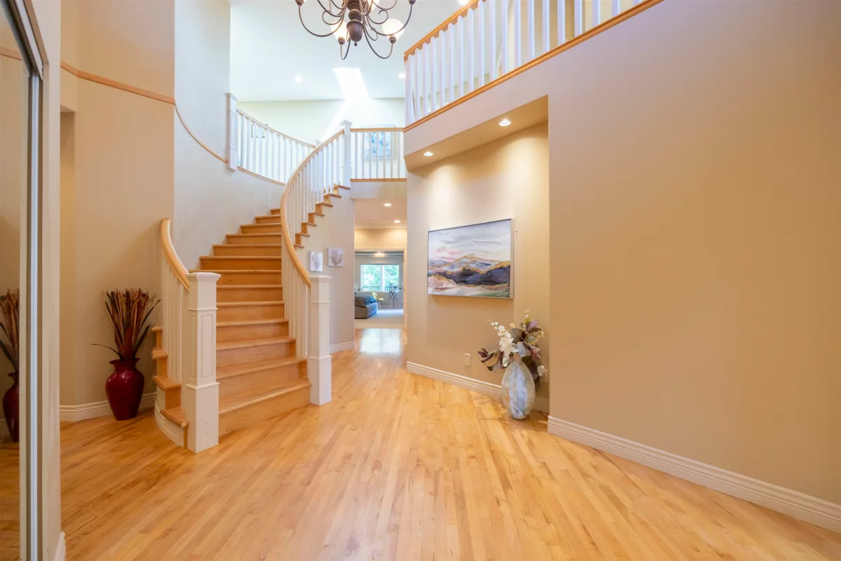 Family Room Photo of 1625 Parkway Boulevard, Coquitlam, BC