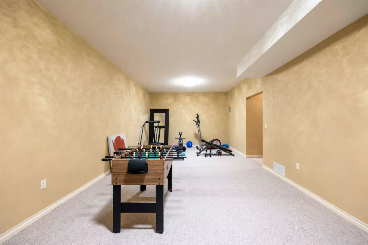 Laundry Room Photo of 1625 Parkway Boulevard, Coquitlam, BC