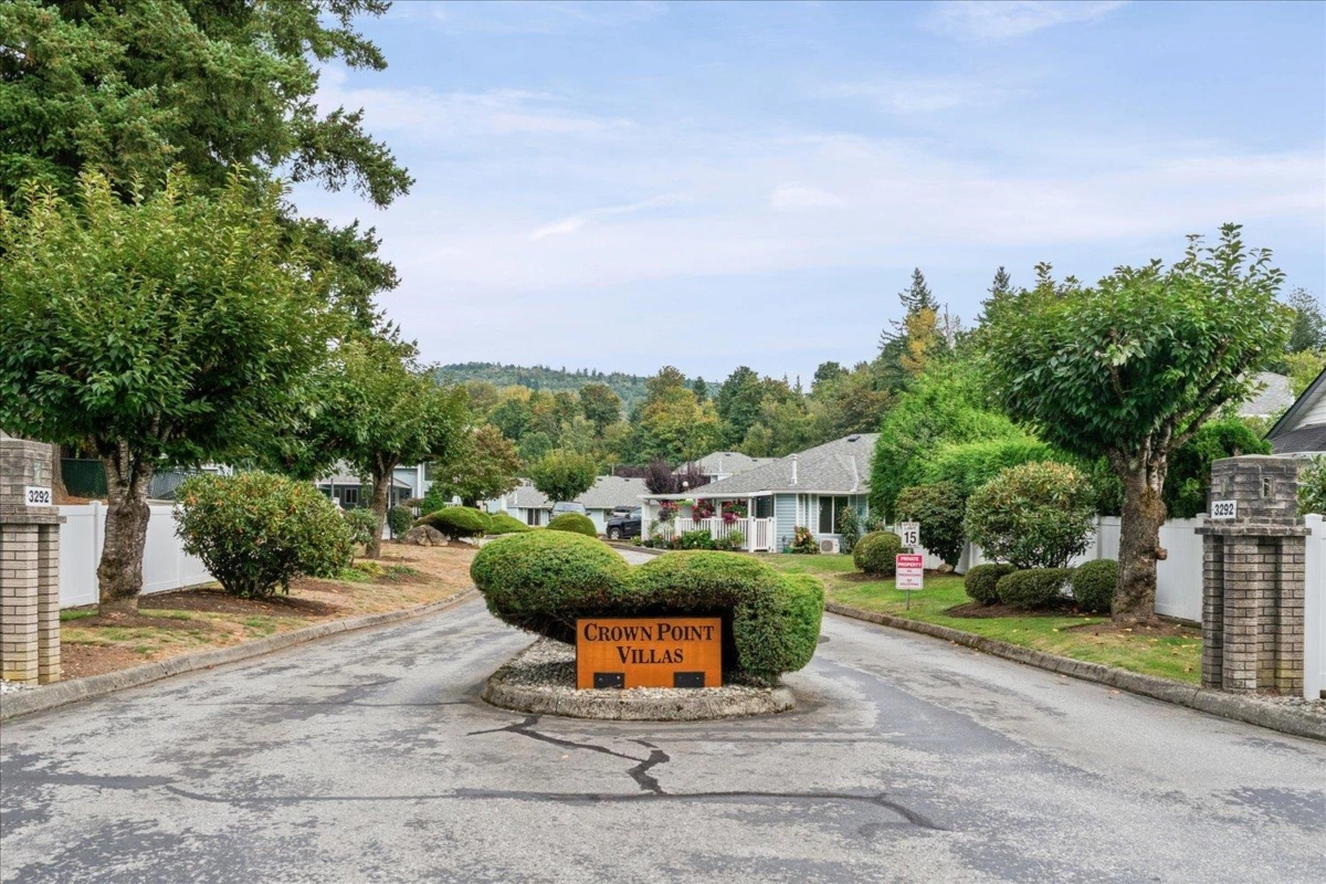 Aerial View of 10 3292 Vernon Terrace, Abbotsford, BC