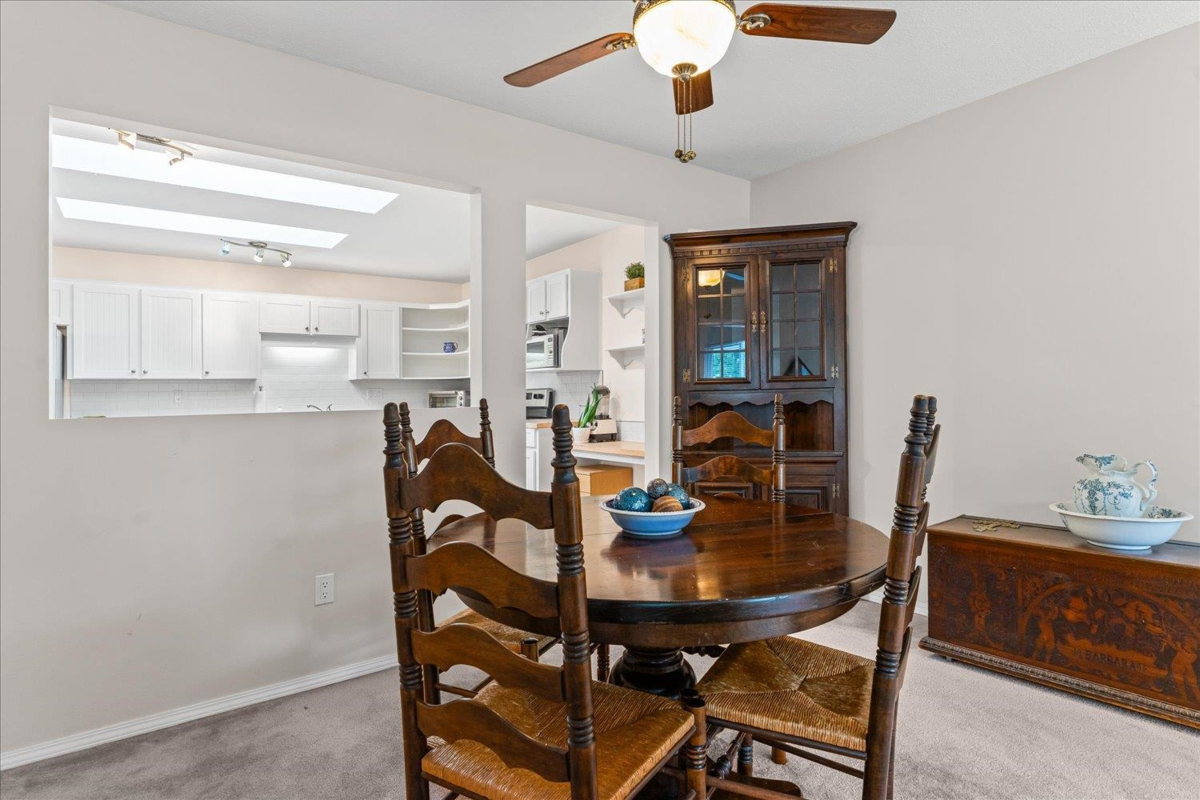 Breakfast Nook Photo of 10 3292 Vernon Terrace, Abbotsford, BC