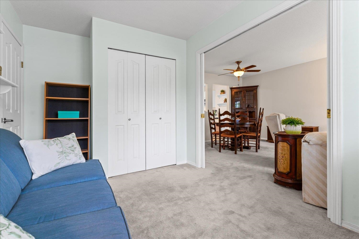 Hallway Photo of 10 3292 Vernon Terrace, Abbotsford, BC