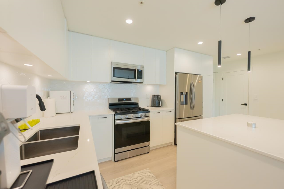 Dining Area Photo of B501 20018 83a Avenue, Langley, BC