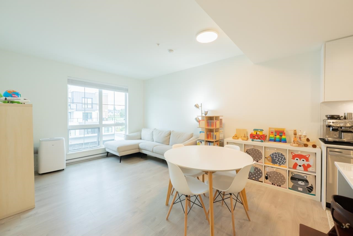 Pantry Photo of B501 20018 83a Avenue, Langley, BC