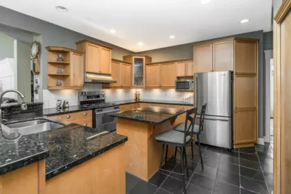 Breakfast Nook Photo of 15396 Sequoia Drive, Surrey, BC