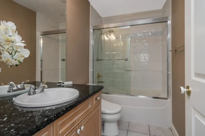 Entry Foyer Photo of 15396 Sequoia Drive, Surrey, BC