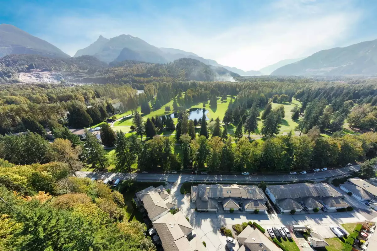 Backyard Photo of 10 2401 Mamquam Road, Squamish, BC