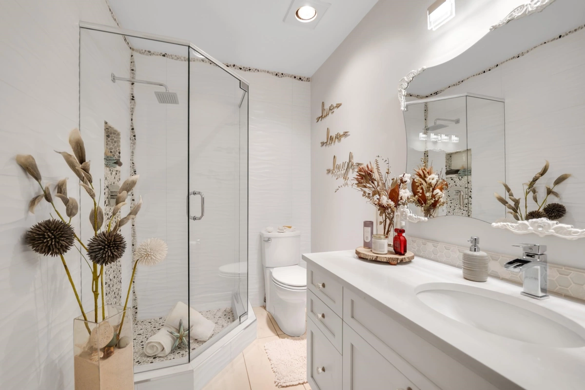 Loft / Bonus Room Photo of 10 2401 Mamquam Road, Squamish, BC