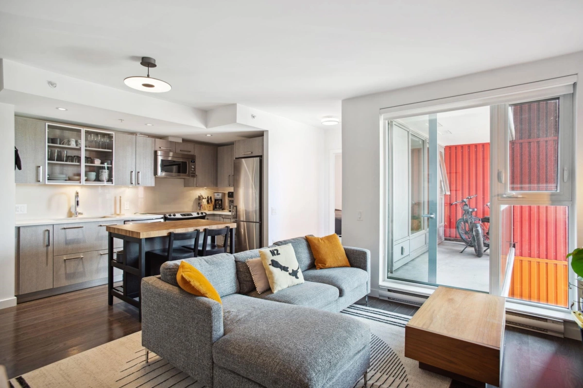 Family Room Photo of 501 983 E Hastings Street, Vancouver, BC