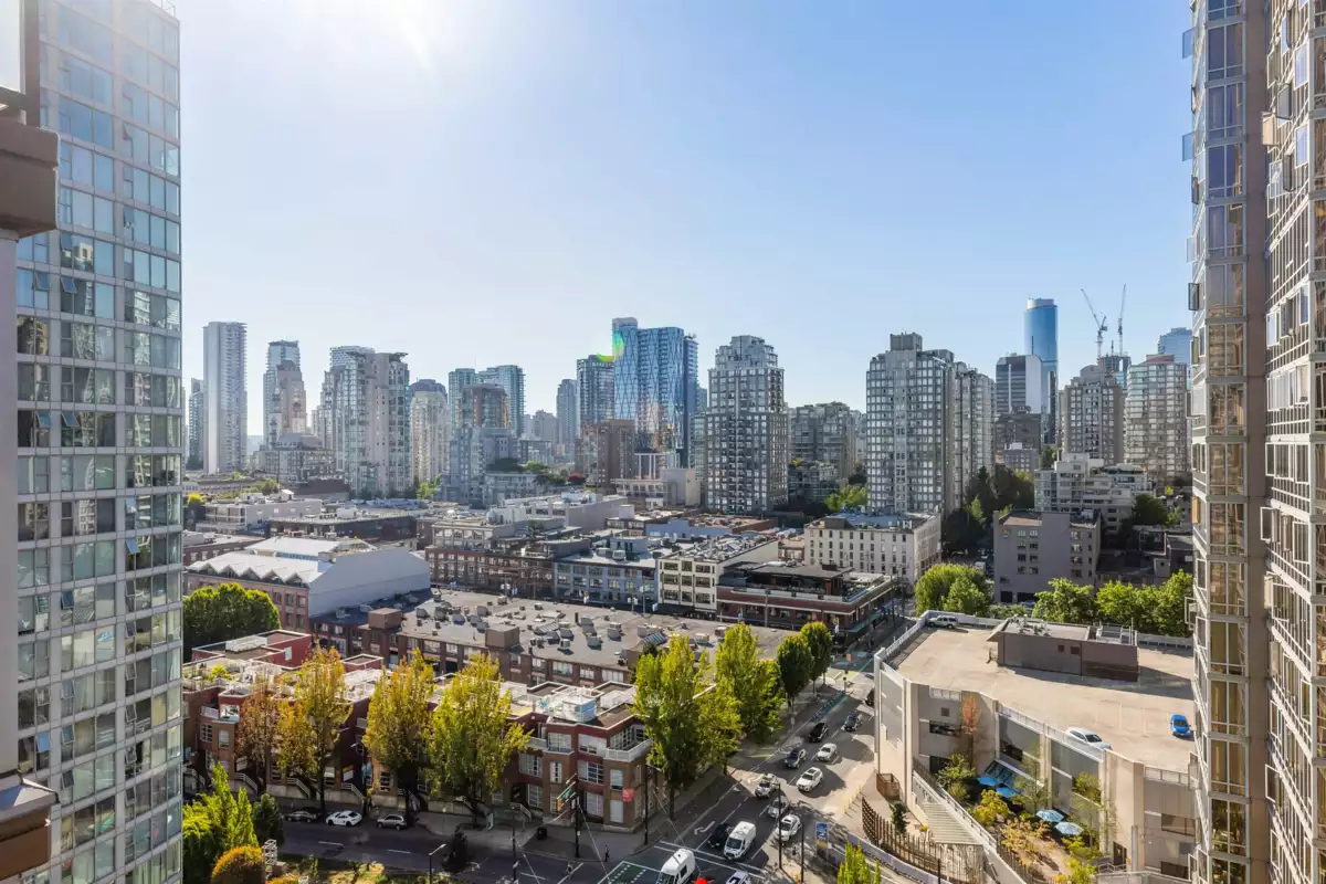 Bedroom 4 Photo of 1801 989 Beatty Street, Vancouver, BC
