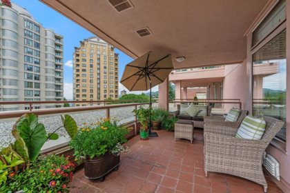 402 2271 Bellevue Avenue, West Vancouver, BC, West Vancouver — Apartment/Condo for sale