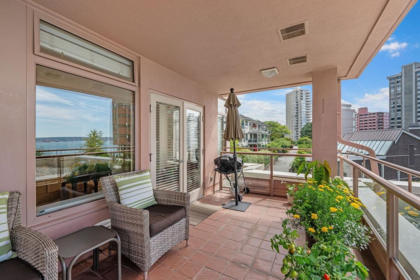 402 2271 Bellevue Avenue, West Vancouver, BC, West Vancouver — Apartment/Condo for sale