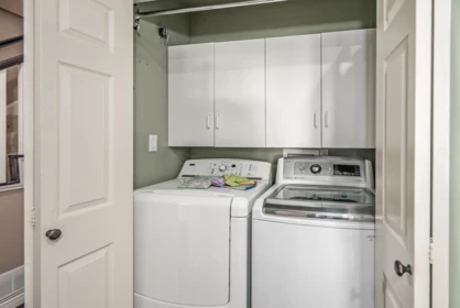 Guest Bathroom Photo of 54 8111 Saunders Road, Richmond, BC