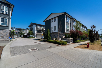 40 19255 Aloha Drive, Surrey, BC, Surrey — Townhouse for sale