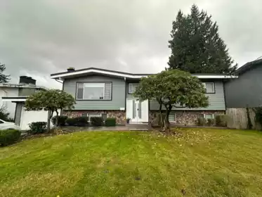 32668 Pandora Avenue, Abbotsford, BC, Abbotsford West — 6 bed single family residence for sale