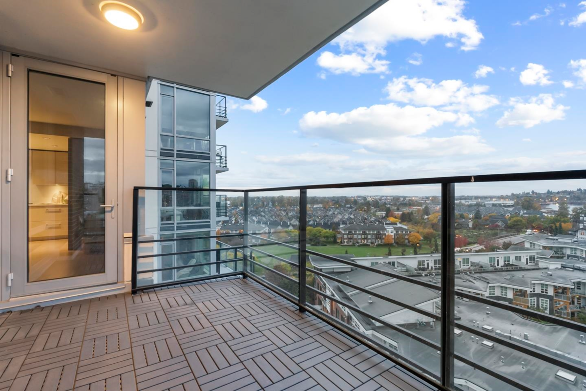 Kitchen Photo of 1204 210 Salter Street, New Westminster, BC