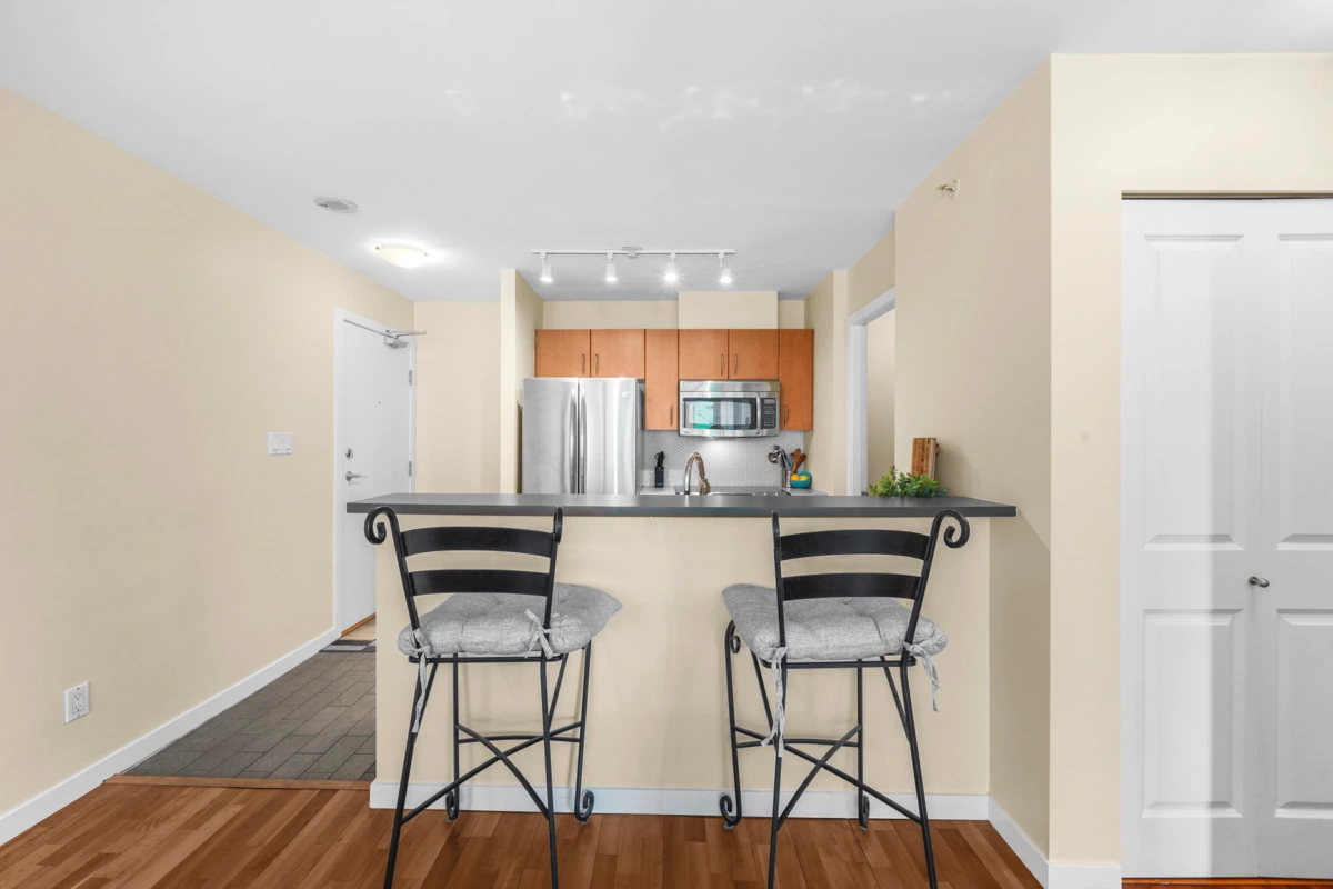 Breakfast Nook Photo of 2107 1295 Richards Street, Vancouver, BC