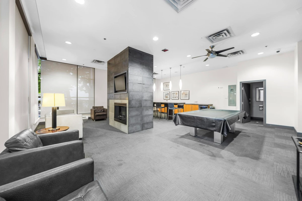 Hallway Photo of 2107 1295 Richards Street, Vancouver, BC