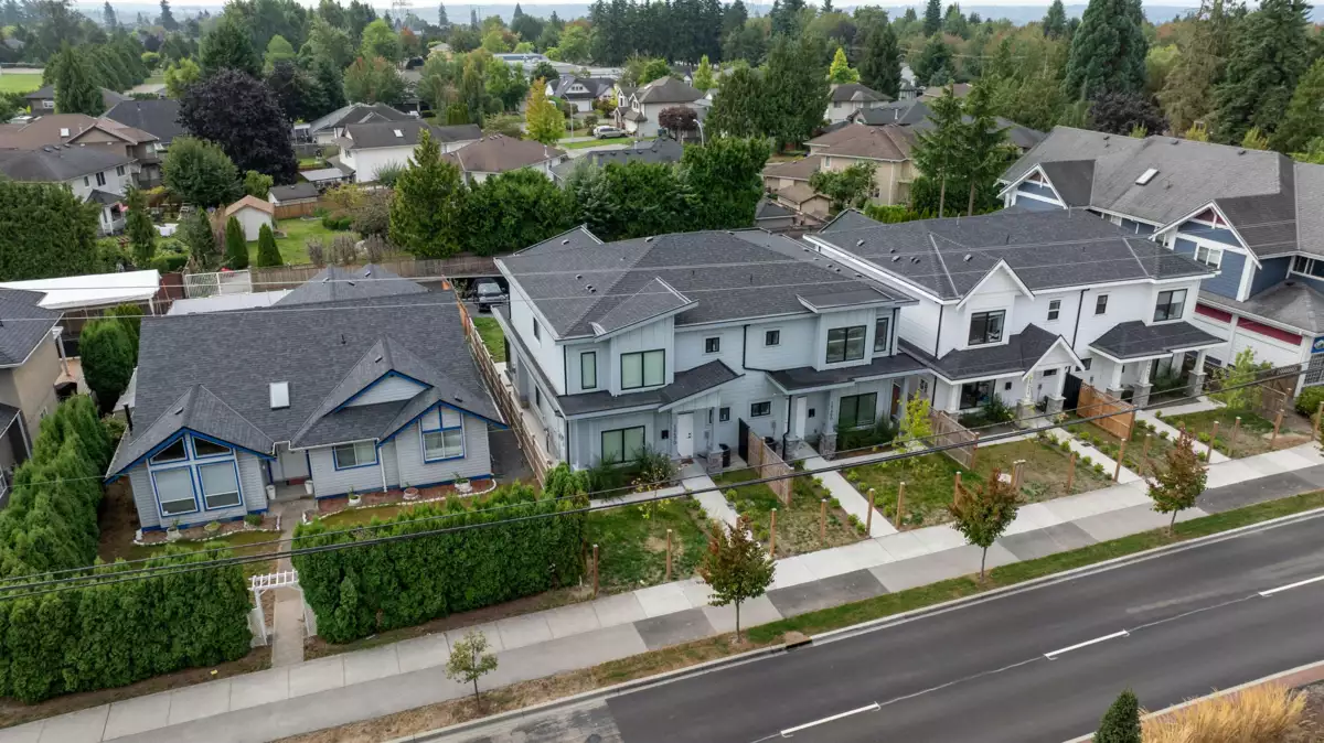 Outdoor Patio Photo of 18460 64 Avenue, Surrey, BC