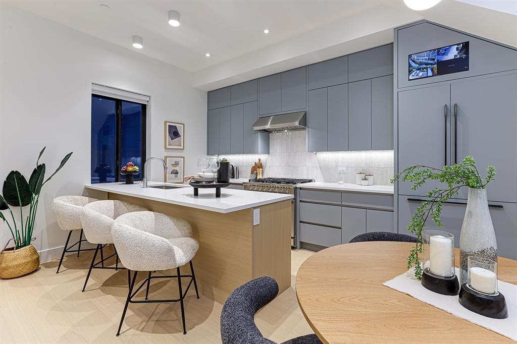 Dining Area Photo of 1943 E 6th Avenue, Vancouver, BC