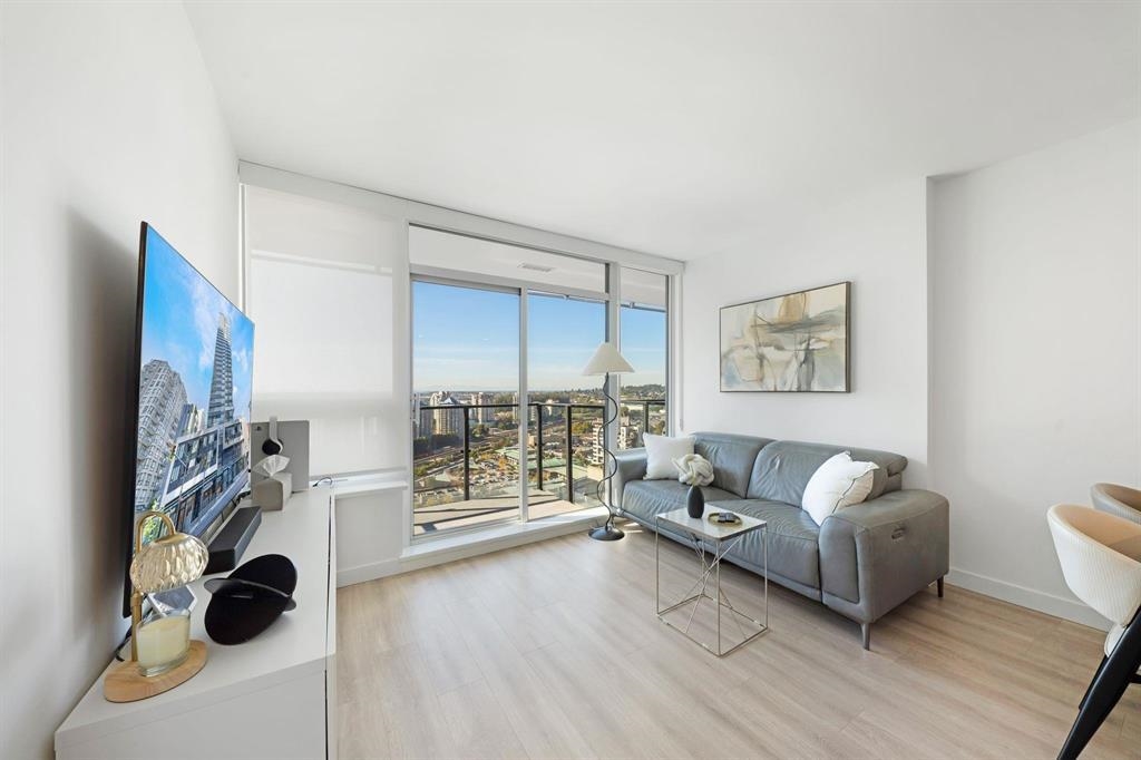 Living Room Photo of 2401 823 Carnarvon Street, New Westminster, BC