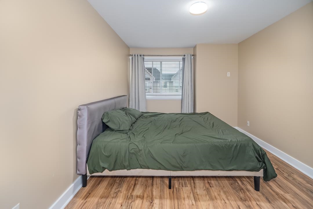 Guest Bathroom Photo of 401 33738 King Rd Road, Abbotsford, BC