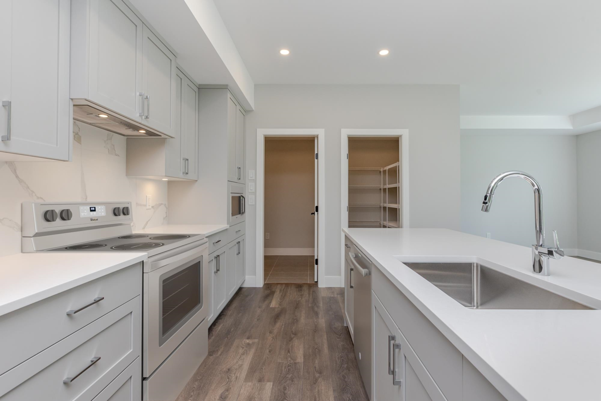 Breakfast Nook Photo of 1970 Sparrow Hawk Place, Agassiz, BC