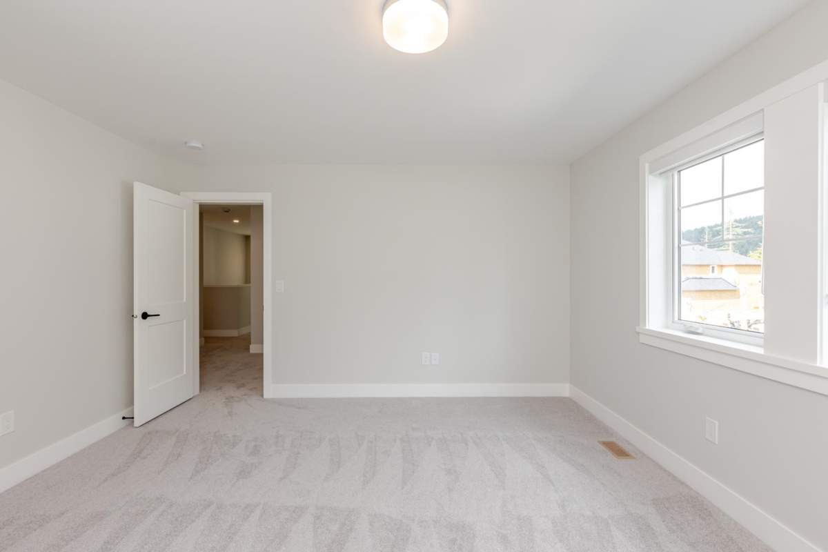 Entry Foyer Photo of 1970 Sparrow Hawk Place, Agassiz, BC