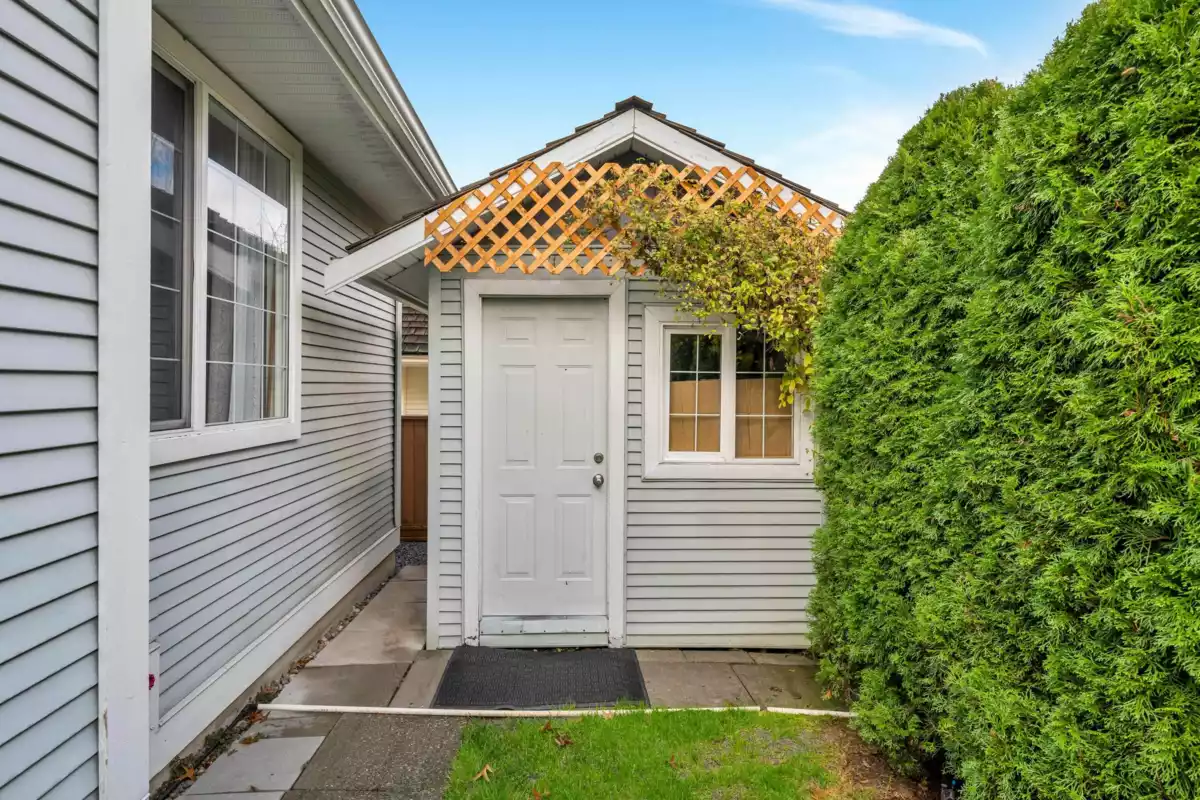 Community Amenities Photo (Clubhouse) of 21605 47a Avenue, Langley, BC