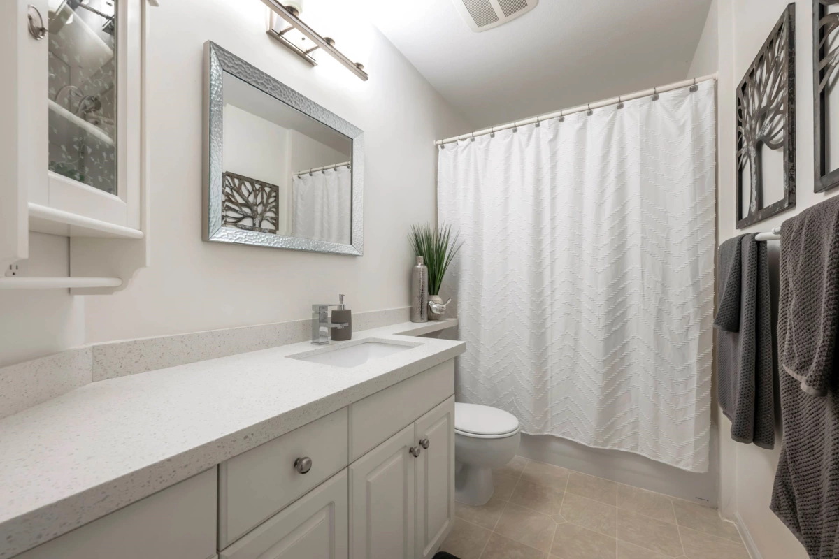 Entry Foyer Photo of 21605 47a Avenue, Langley, BC