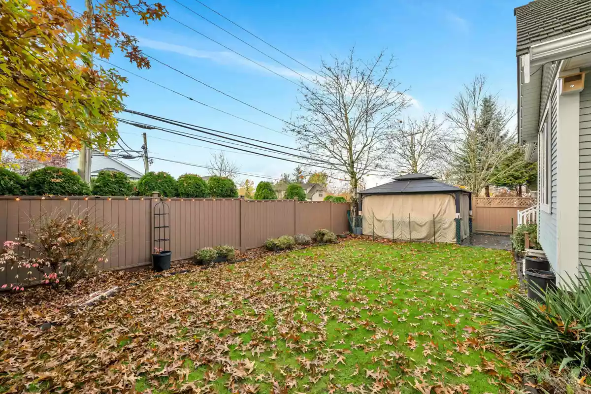 Outdoor Kitchen Photo of 21605 47a Avenue, Langley, BC