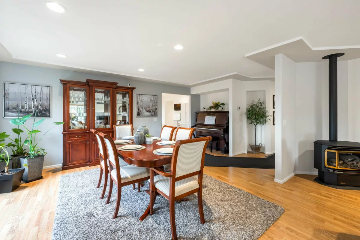 Primary Bathroom Photo of 21605 47a Avenue, Langley, BC
