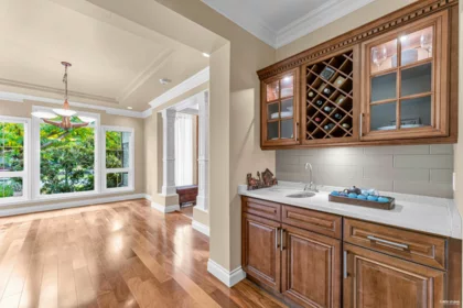 Breakfast Nook Photo of 13681 21 Avenue, Surrey, BC