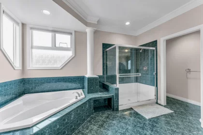Hot Tub / Spa Photo of 13681 21 Avenue, Surrey, BC
