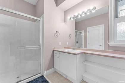 Laundry Room Photo of 13681 21 Avenue, Surrey, BC