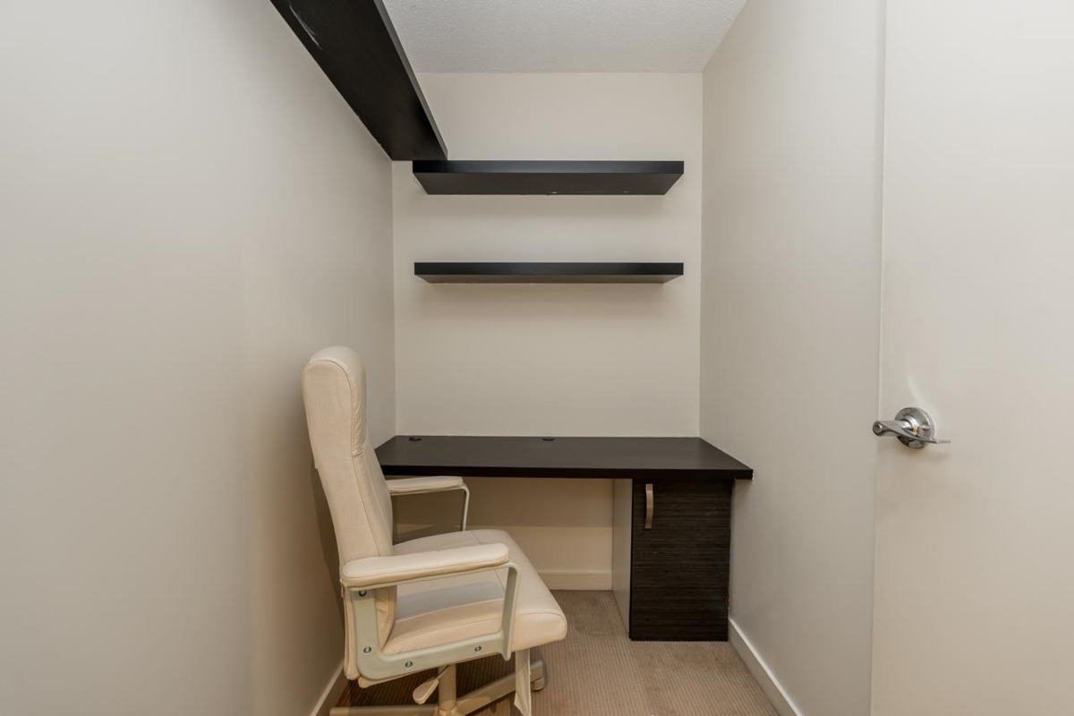 Pantry Photo of 1706 909 Mainland Street, Vancouver, BC