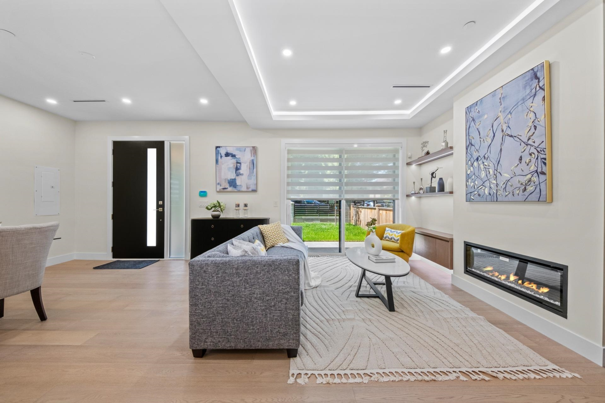 Laundry Room Photo of 1 4650 Gothard Street, Vancouver, BC