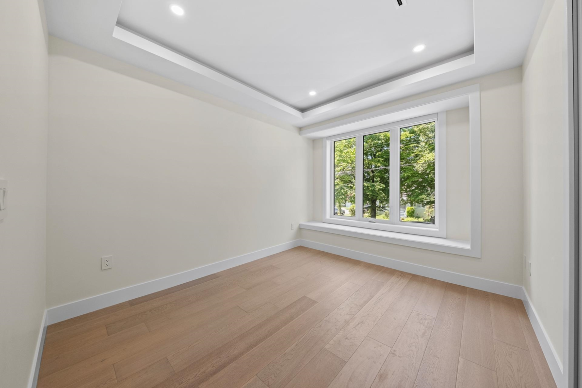 Outdoor Deck Photo of 1 4650 Gothard Street, Vancouver, BC