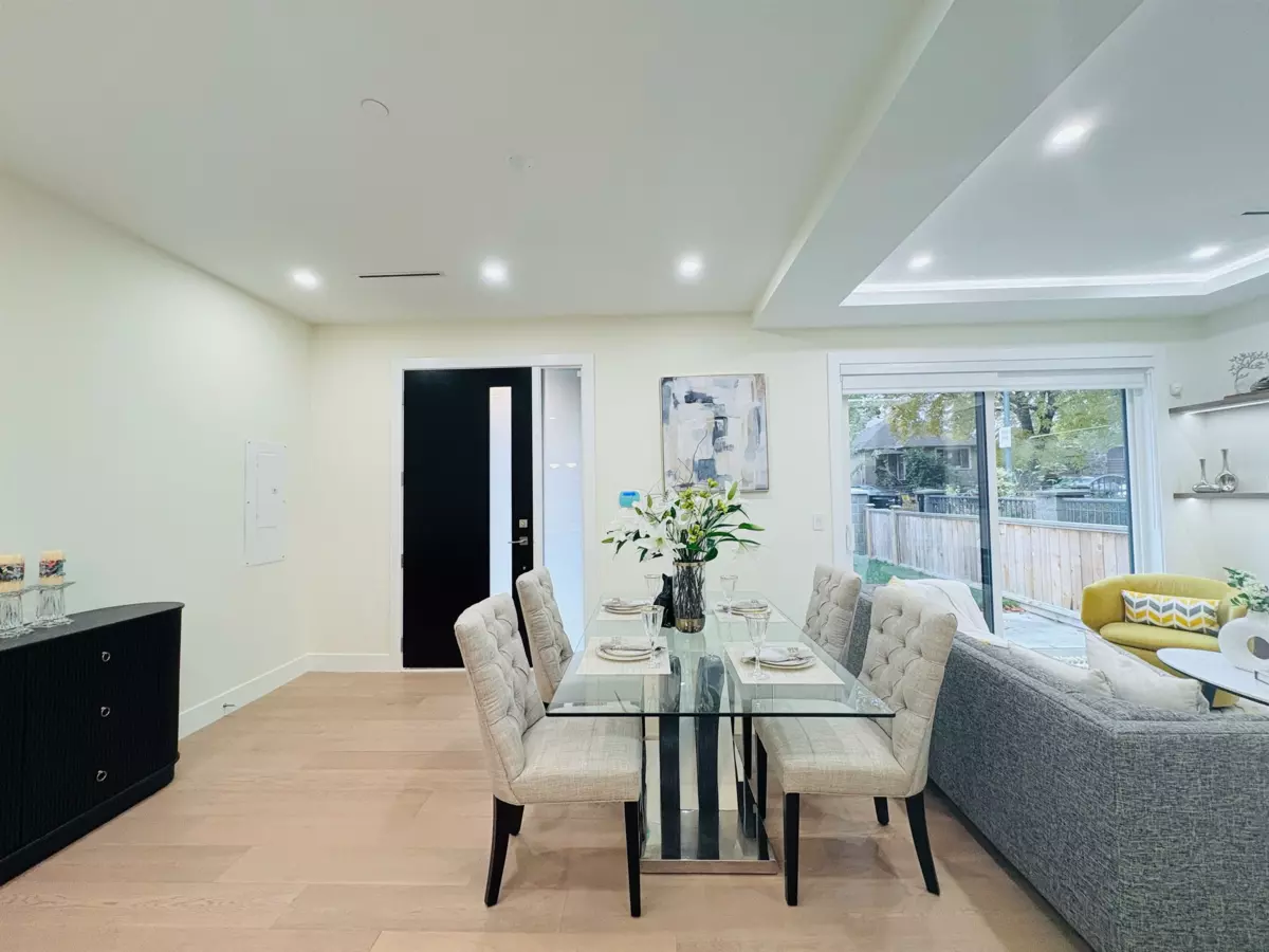 Primary Bathroom Photo of 1 4650 Gothard Street, Vancouver, BC