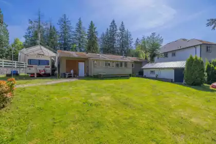 Backyard Photo of 23745 40 Avenue, Langley, BC