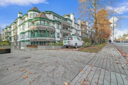 213 1575 Best Street, White Rock, BC, White Rock — Apartment/Condo for sale