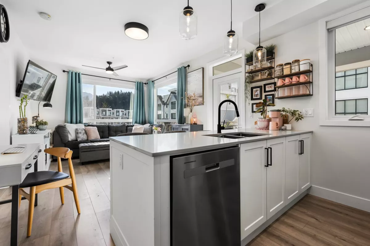 Pantry Photo of 203 6045 Chilliwack River Road, Chilliwack, BC